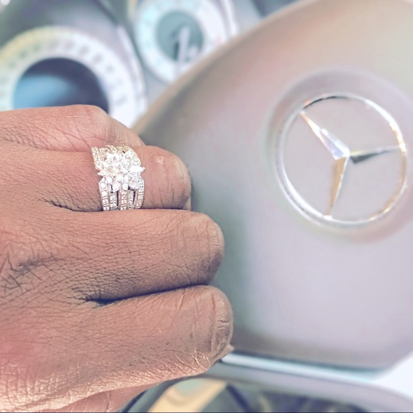 @kimhoyt1 - Picture 1 of 1